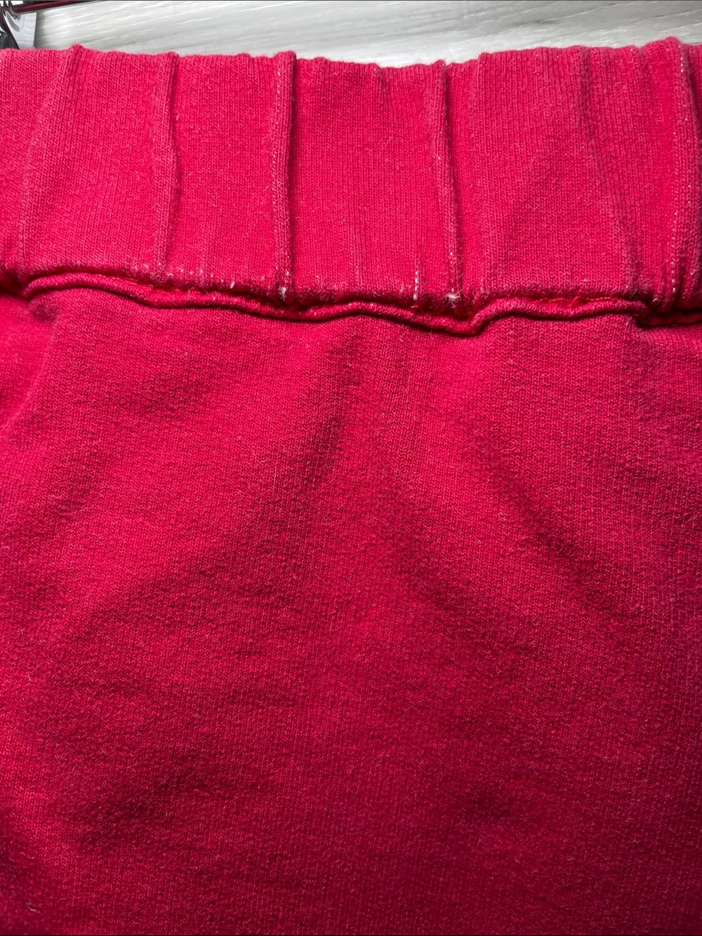 Women's Dreamjeannes Scalloped Bottom Capris by Quacker Factory, XL, Red - Picture 5 of 7